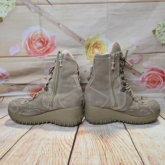 Rocket Dog Tan Combat Boot - Picture 2 of 10